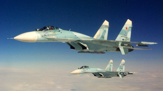 Более 20 истребителей Су-27 и Су-30М2 подняли по тревоге с аэродрома в Крыму