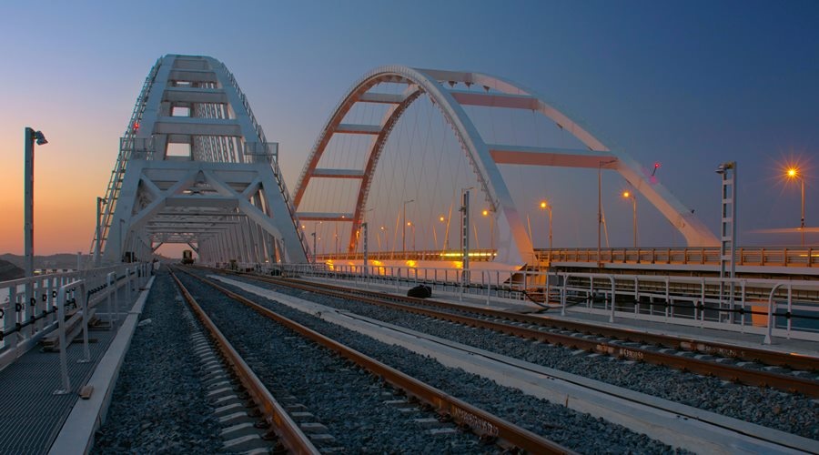 Торжественная церемония открытия движения поездов по Крымскому мосту