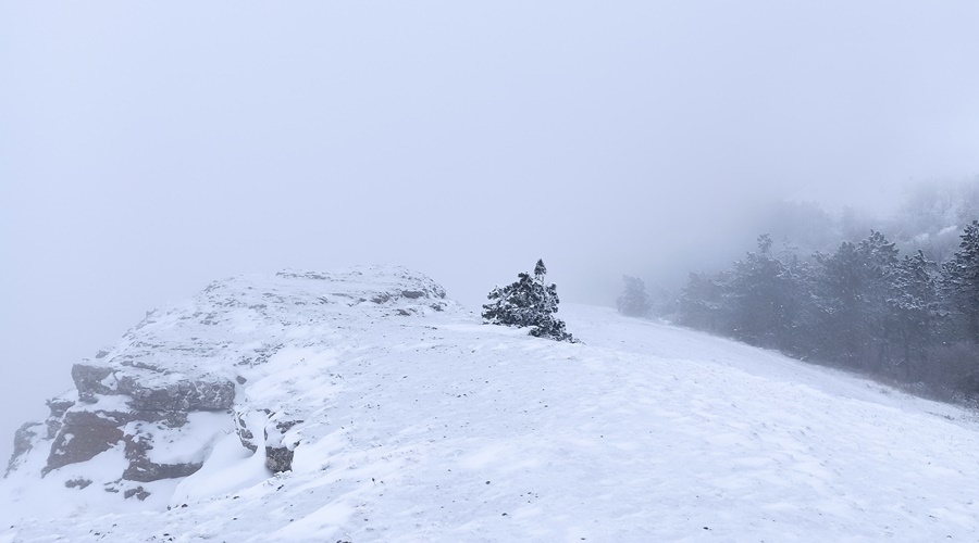 В Крымских горах сегодня ожидается сильный снегопад