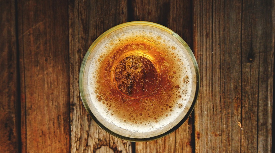 Госдума готовит запрет на продажу пива в пластиковой таре более 0,5 л