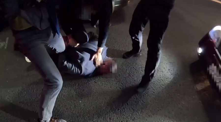 Ялтинского чиновника задержали по подозрению в мошенничестве