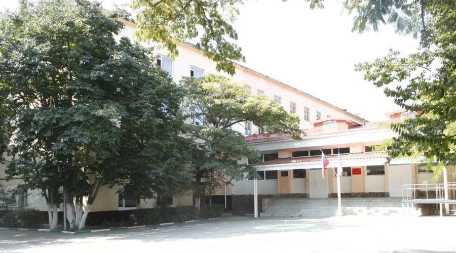 Алуштинскую школу-лицей №1 отремонтируют почти за 15 млн рублей