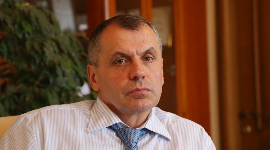Спикер Госсовета Крыма отказался от профессионального выполнения обязанностей
