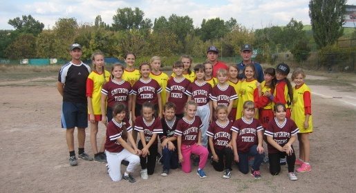 Команда из Симферополя выиграла Открытое первенство Крыма по софтболу cреди девочек до 13 лет