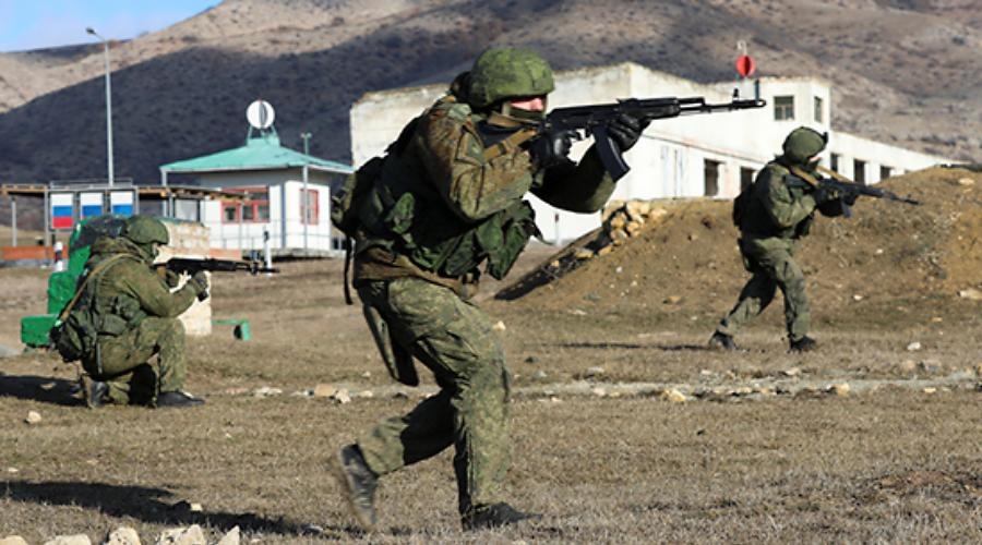 Разведчики ЧФ проводят учения в Крыму