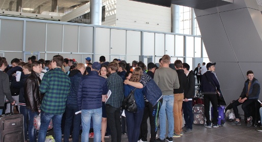 Тестовые пассажиры проверили работу нового терминала аэропорта Симферополь