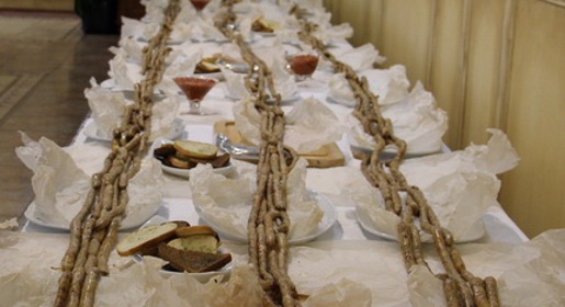 Рекорд по приготовлению самой длинной в Крыму колбасы установлен в Ялте