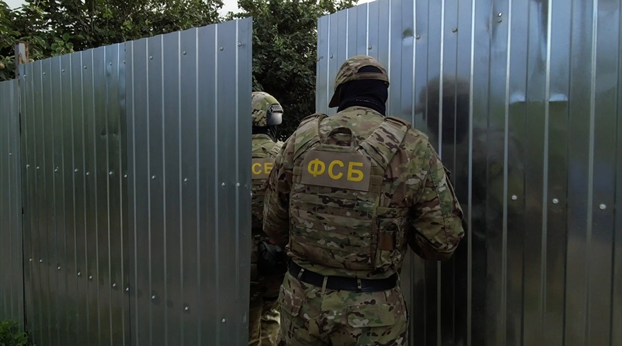 ФСБ задержала жителя Крыма за призывы к убийству людей по национальному признаку