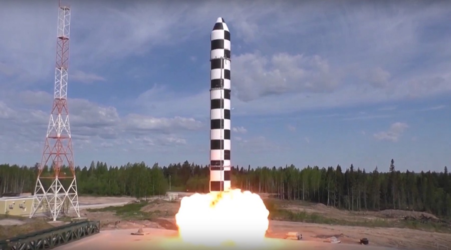 ВС РФ провели успешный пуск межконтинентальной баллистической ракеты «Сармат»