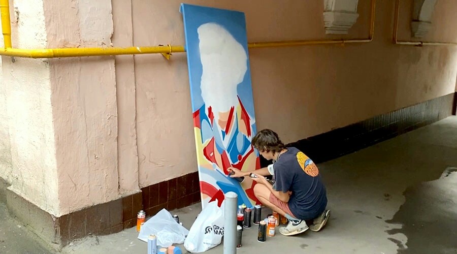 Московские художники подарят аэропорту Симферополь большое полотно с Айвазовским