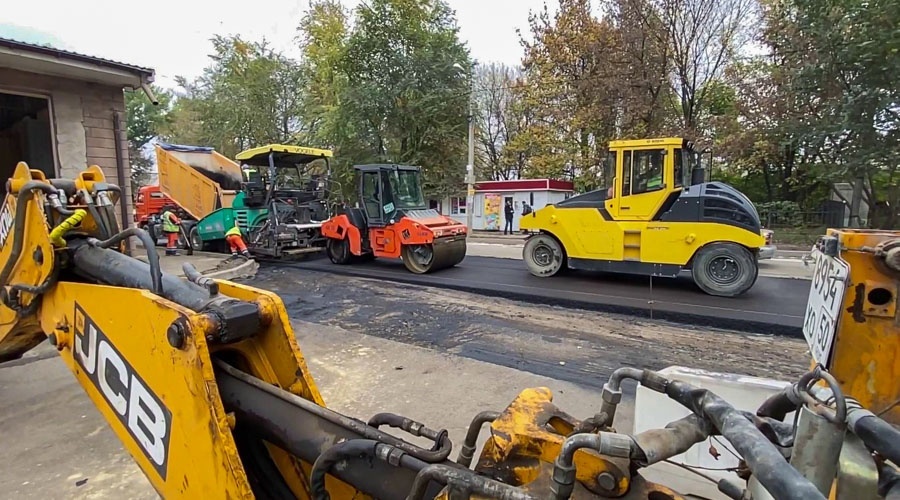 Работы по ремонту дорог в Крыму завершены почти на 70%