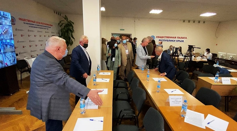 Международные эксперты не нашли нарушений на избирательных участках в Крыму и Севастополе