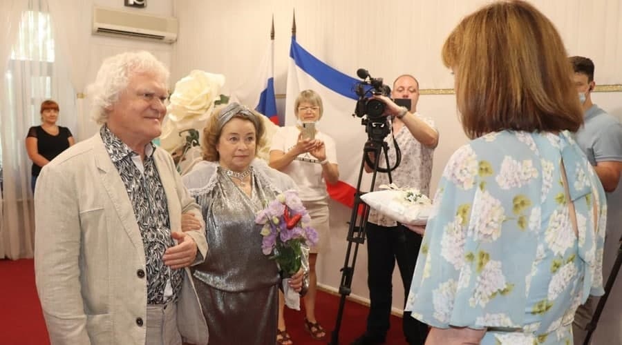 Юрий Куклачев с супругой отпраздновали в Ялте золотую свадьбу