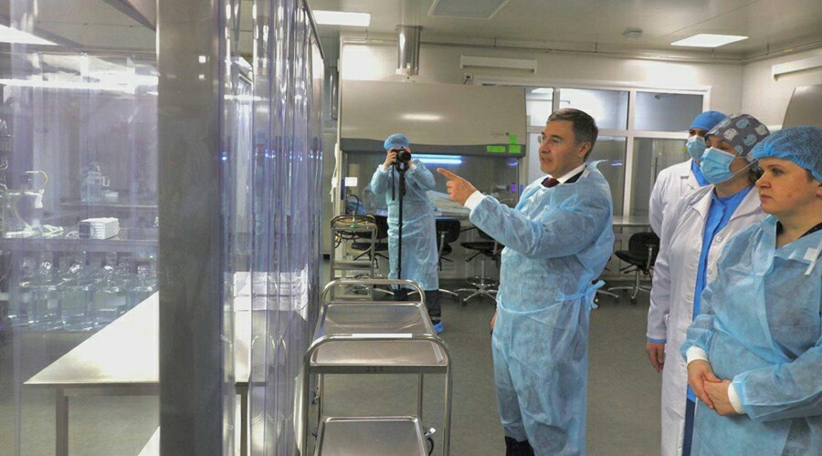 Промышленное производство вакцины «КовиВак» запустили в России
