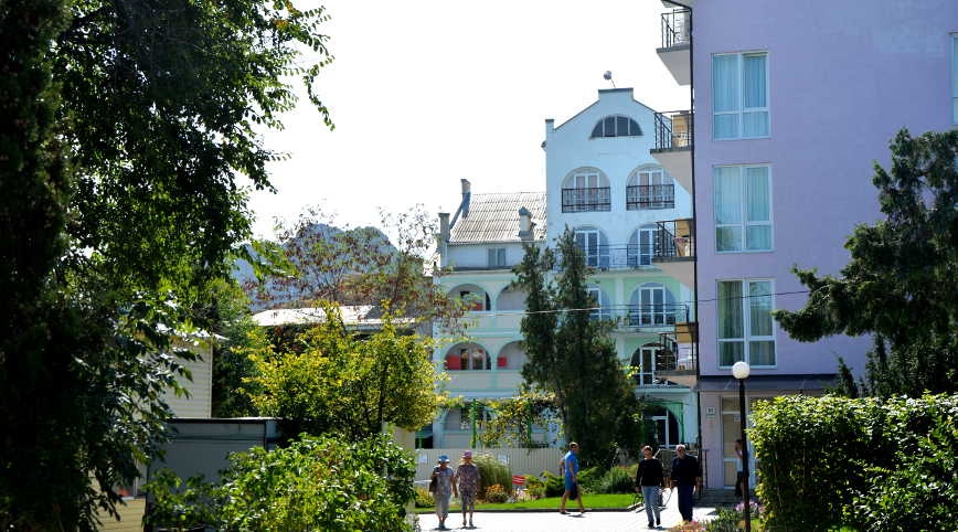 Хостелы являются не специфичными для Крыма объектами временного размещения – минкурортов