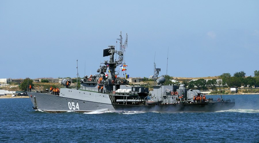 Корабли Новороссийской военной морской базы провели учение в Черном море