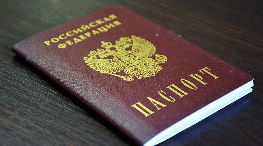 Указ Путина решил проблему крымчан с приобретением гражданства, ранее поданный законопроект отозван – сенаторы
