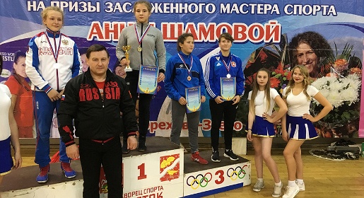 Две крымчанки стали призёрами Всероссийского турнира по женской борьбе в Орехово-Зуево