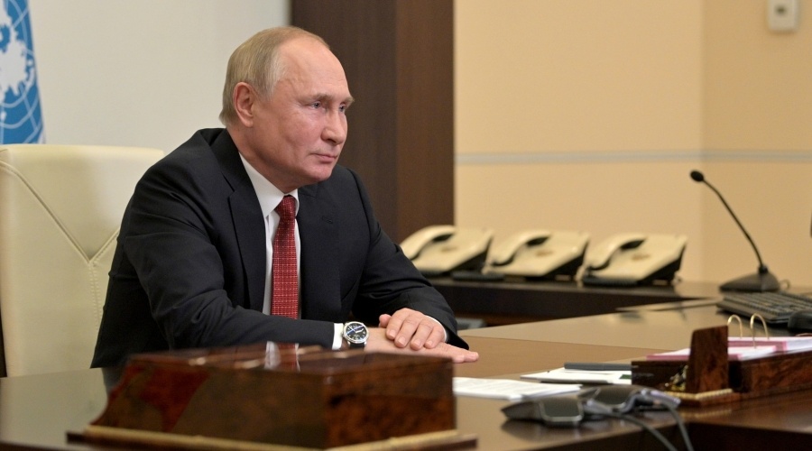 Путин подписал закон о дистанционном заключении трудовых договоров
