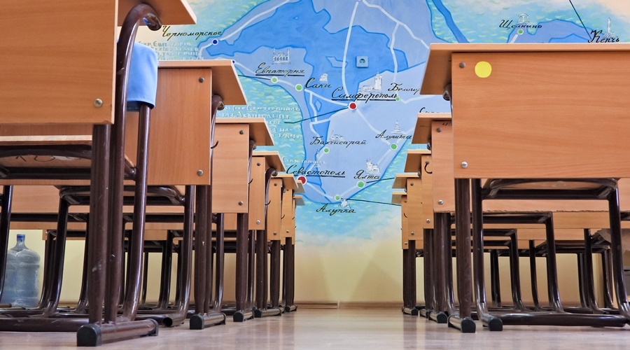 Первое в новом учебном году «минирование» прошло в крымских школах