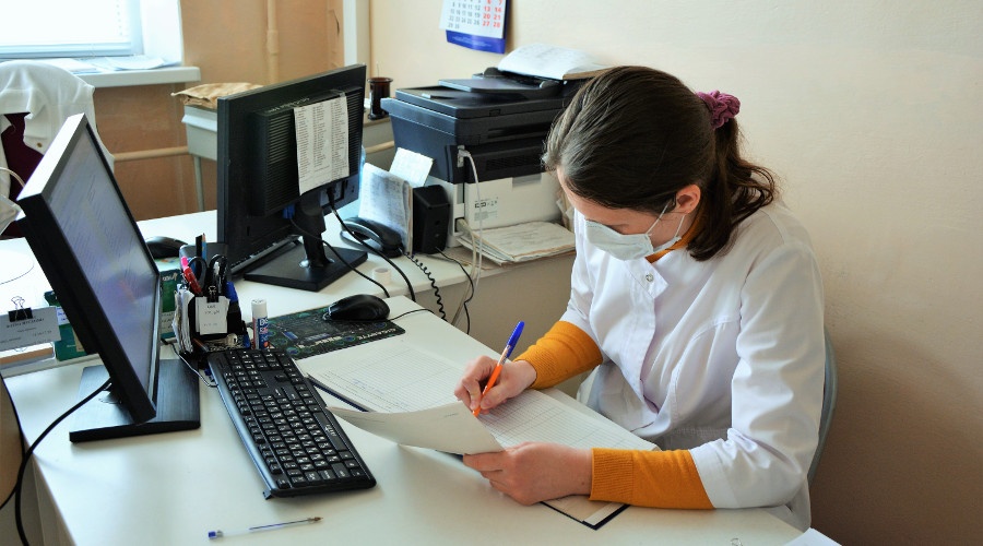 Систему оплаты больничных листов и декретных отпусков изменят в России