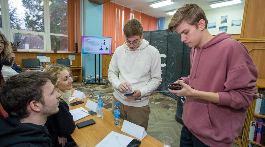 Студенты КФУ разработали приложение и выиграли миллион рублей