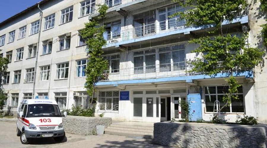 Симферопольская клиническая больница закрывается на обсервацию из-за случаев COVID-19