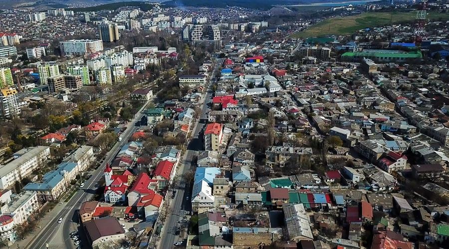 Власти Симферополя организовали пункты сбора гуманитарной помощи для беженцев из Донбасса