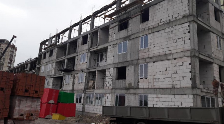 Строители дома для детей-сирот пообещали властям Симферополя устранить двухмесячное отставание от графика