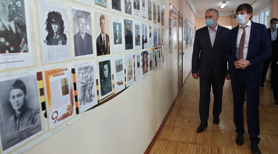 Крымские школы за шесть лет вышли на общероссийский уровень – министр просвещения