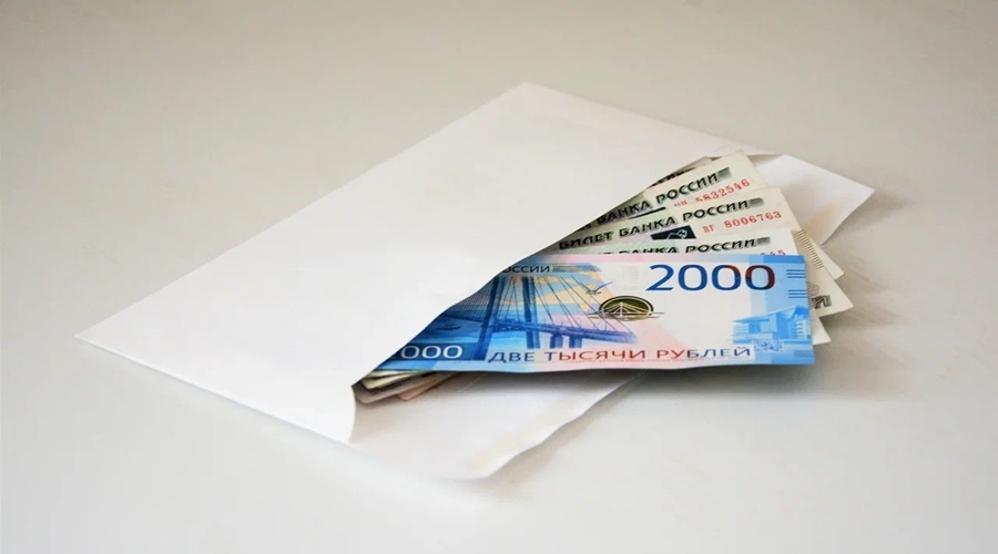 Около половины заемщиков в России берут новые кредиты для погашения старых