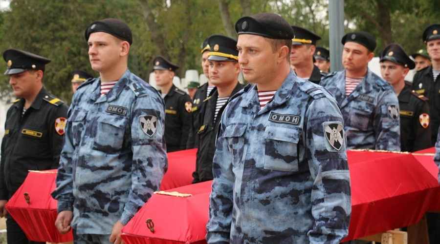 Останки погибших красноармейцев перезахоронили в Керчи
