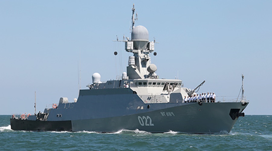 Ракетные корабли Каспийской флотилии прошли через Керченский пролив по пути из Средиземноморья