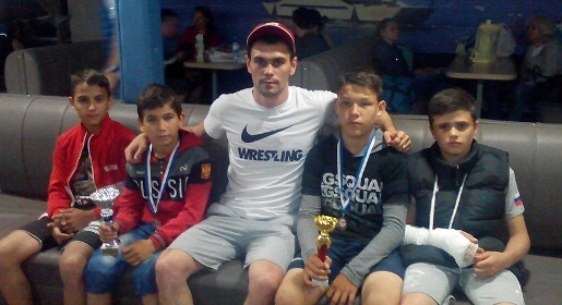 Юные крымчане выиграли медали на турнире по греко-римской борьбе в Геленджике