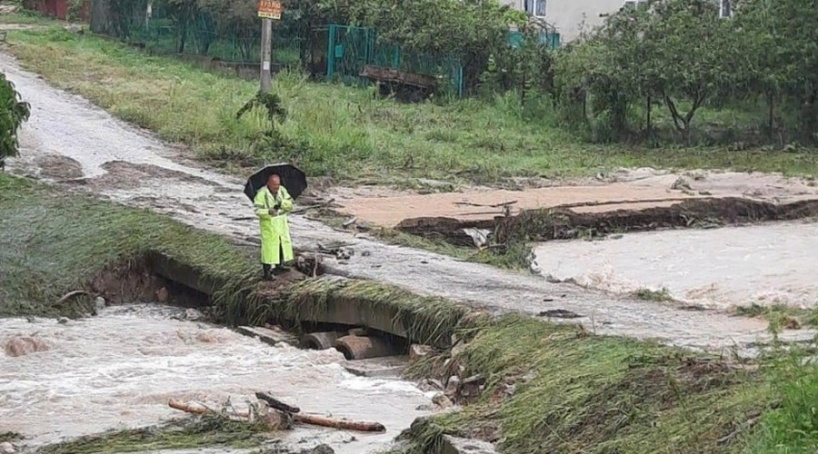 Населённые пункты Байдарской долины подтапливает ливневыми водами с гор