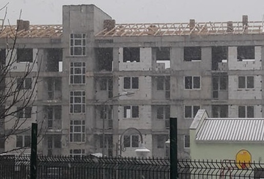 Власти Симферополя сообщили о сокращении отставания от графика строительства социального дома