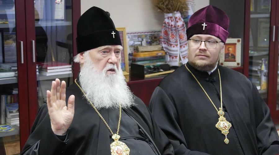 Филарет расколол новую украинскую церковь
