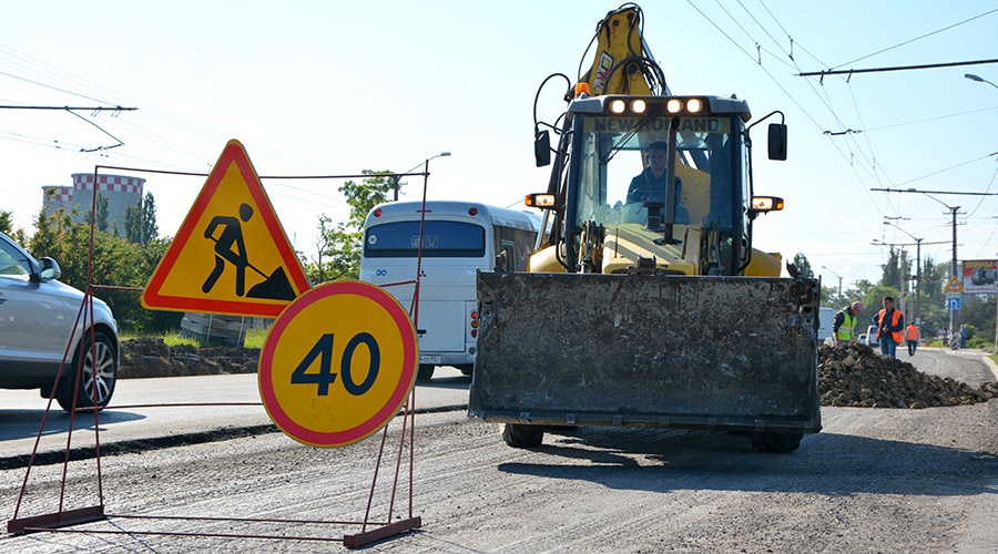 Почти два десятка улиц до сентября отремонтируют в Симферополе