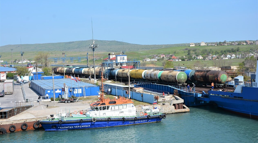 Крымская железная дорога приняла с начала года по Керченской переправе более 200 тысяч тонн грузов