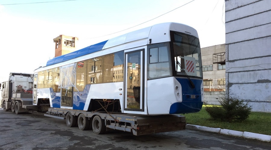 Уральский завод отправил трамвай новой марки на испытания в Евпаторию