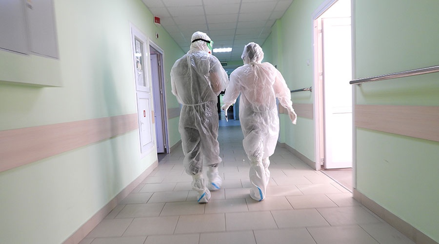 Количество случаев заражения коронавирусом в Крыму за неделю выросло почти на 16%