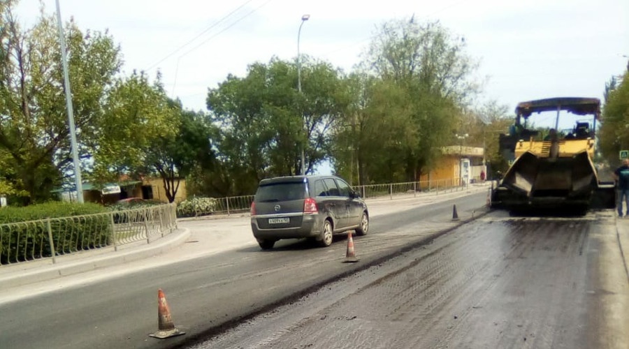 «Крымавтодор» завершил ремонт дороги на выезде из Феодосии