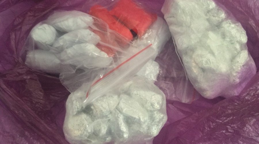 Полицейские изъяли у двух наркоторговцев в Симферополе более 200 грамм «соли»
