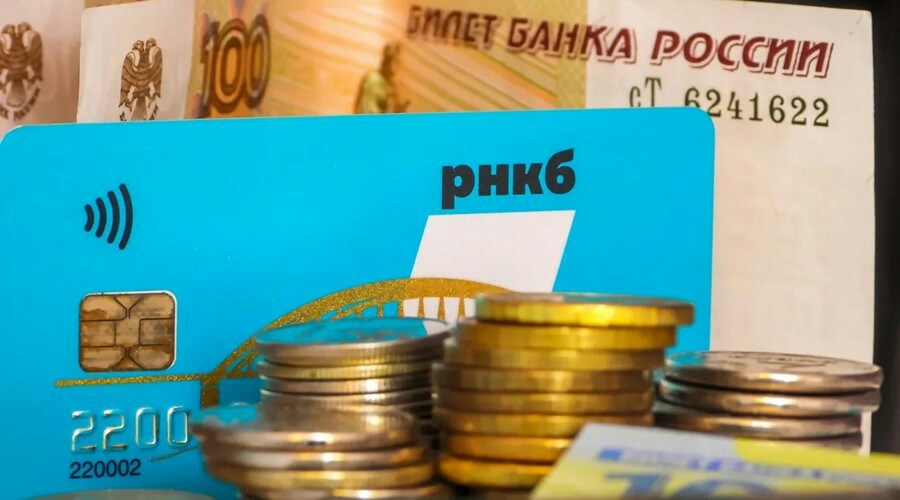 Россияне за пять лет стали втрое чаще оплачивать покупки безналом