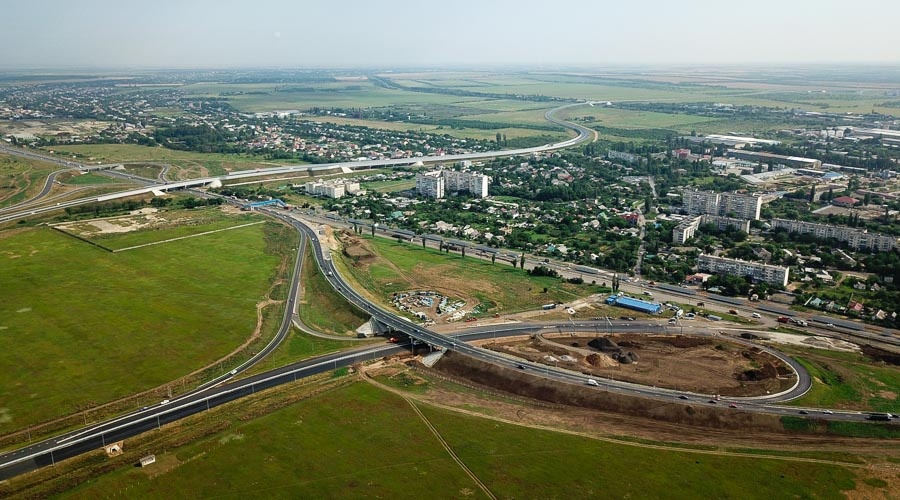 Движение по новой четырехполосной дороге от «Тавриды» на Евпаторию будет открыто в конце августа