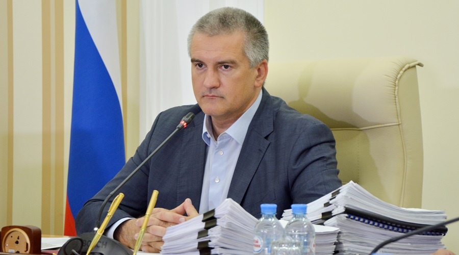 Аксёнов назовет имена новых министров Крыма к Новому году