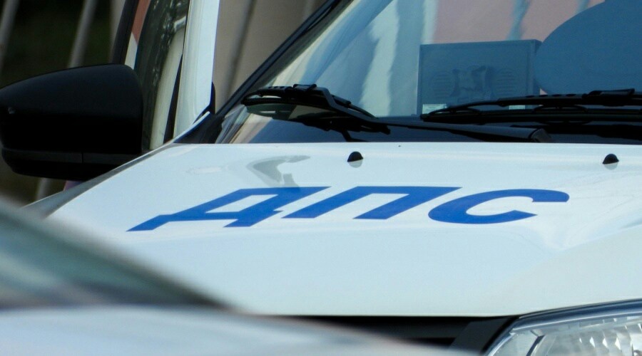 Более десятка машин столкнулись в Ленинском районе Крыма