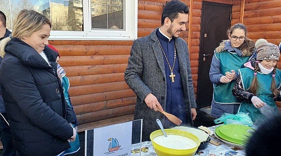 Участники благотворительной ярмарки собрали более 30 тыс руб для Крымского детского хосписа
