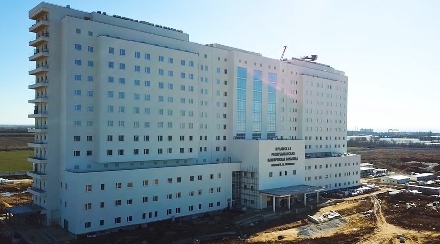 Правительство Крыма даст аванс подрядчику строительства нового медцентра для погашения долгов