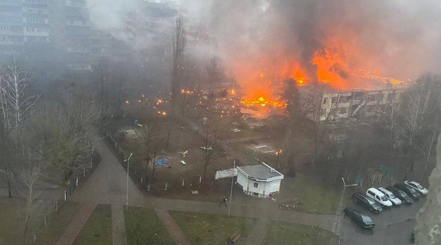При падении вертолета в Броварах погибли глава МВД Украины Монастырский и его зам
